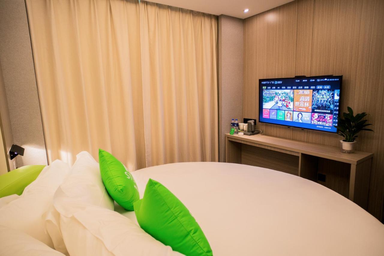 Ibis Styles Dongguan Changan Exteriör bild