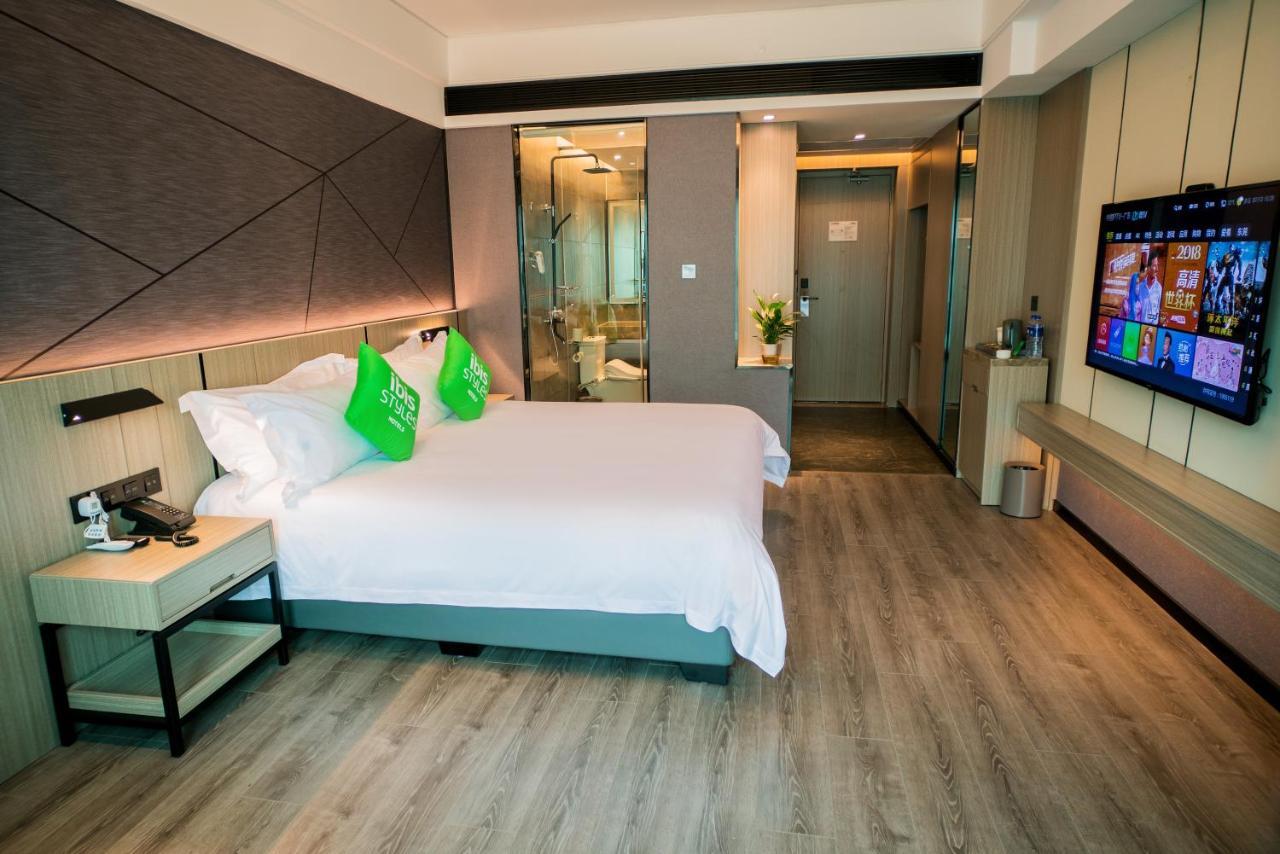 Ibis Styles Dongguan Changan Exteriör bild